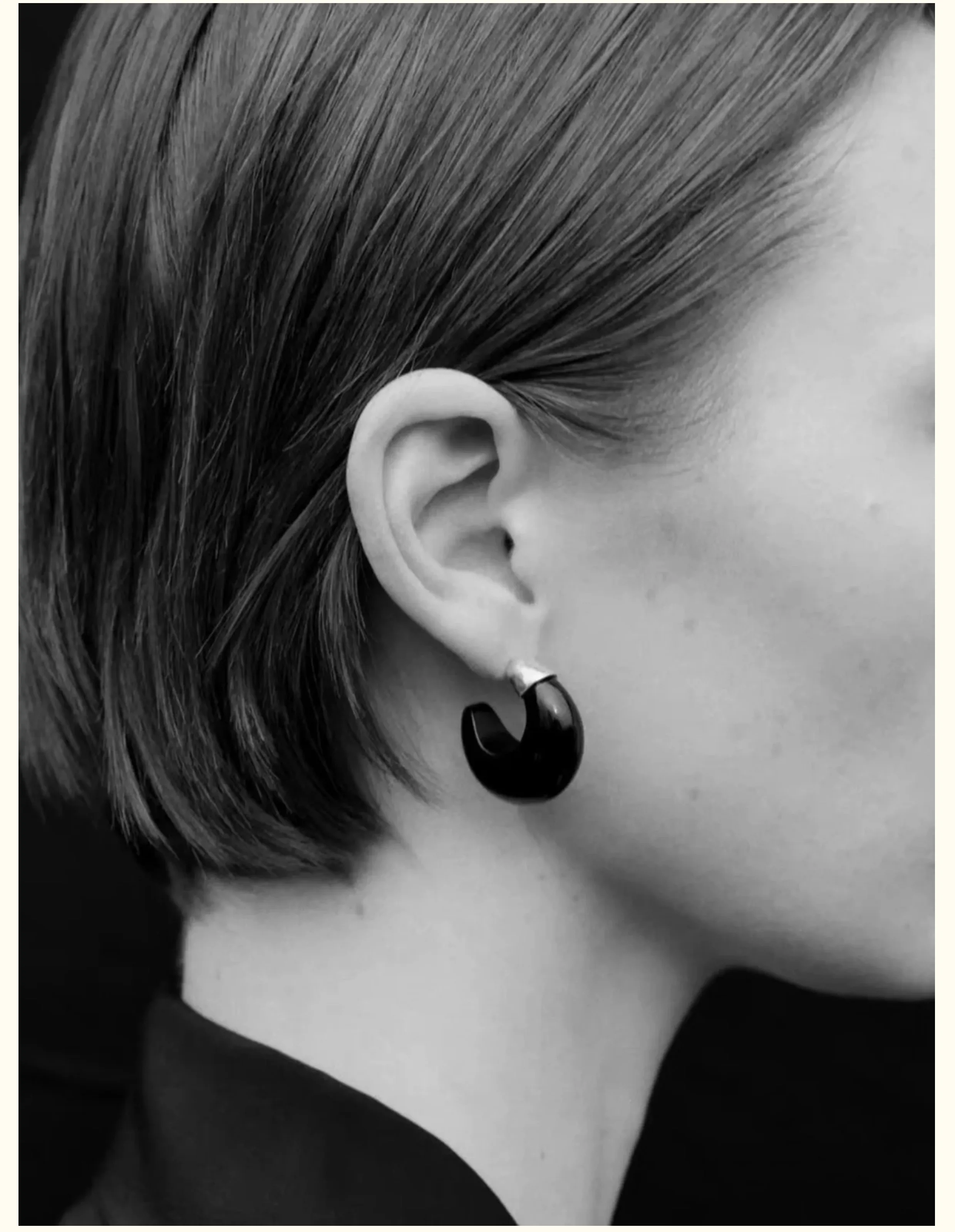 Brass Retro Black Jade CC Hoop Earrings Women Jewelry Punk Party T Show Gown Runway Trendy  Korean Japan Israel  Style INS