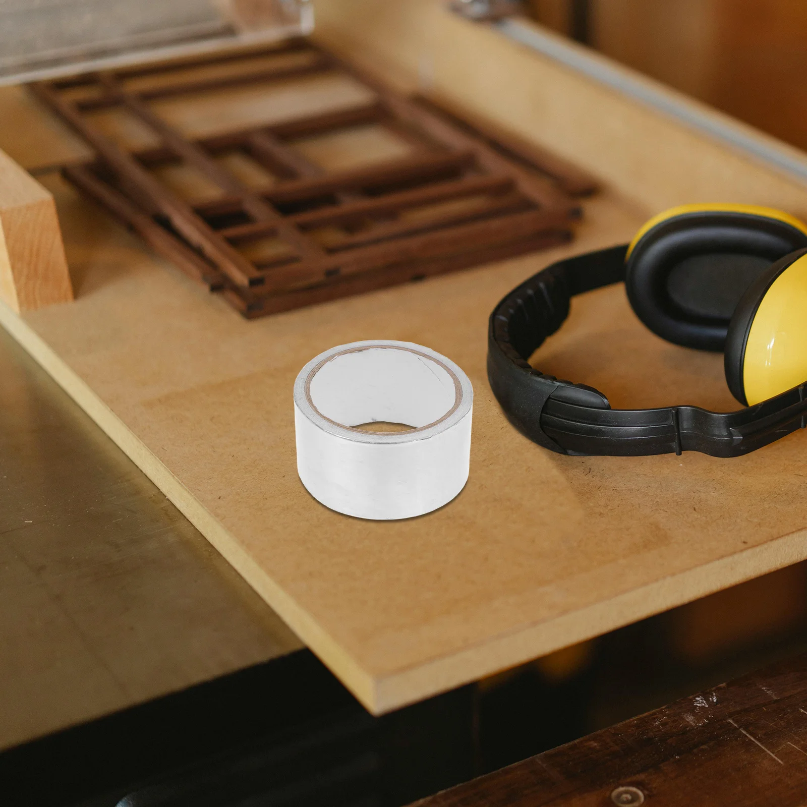 

2 Rolls Aluminum Foil Self Adhesive Caulk Tape for Bathroom Kitchen Sink Bathtub Sealing Strip Decorative Waterproof Caulking