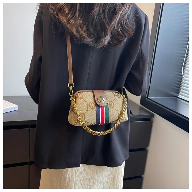 

High-End Women's Crossbody-Bag Made Of Premium Leather Boasting Paris Casual Elegant Vintage Spacious Daily Look​