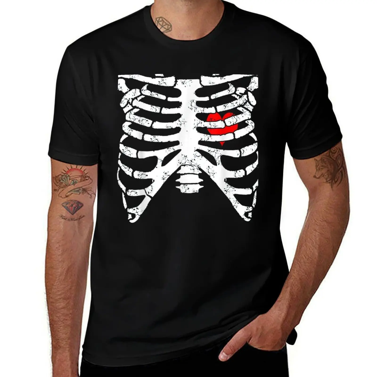 Skeleton Ribcage With Heart Funny Halloween Costume T-Shirt Classic Print Short Sleeve Shirt