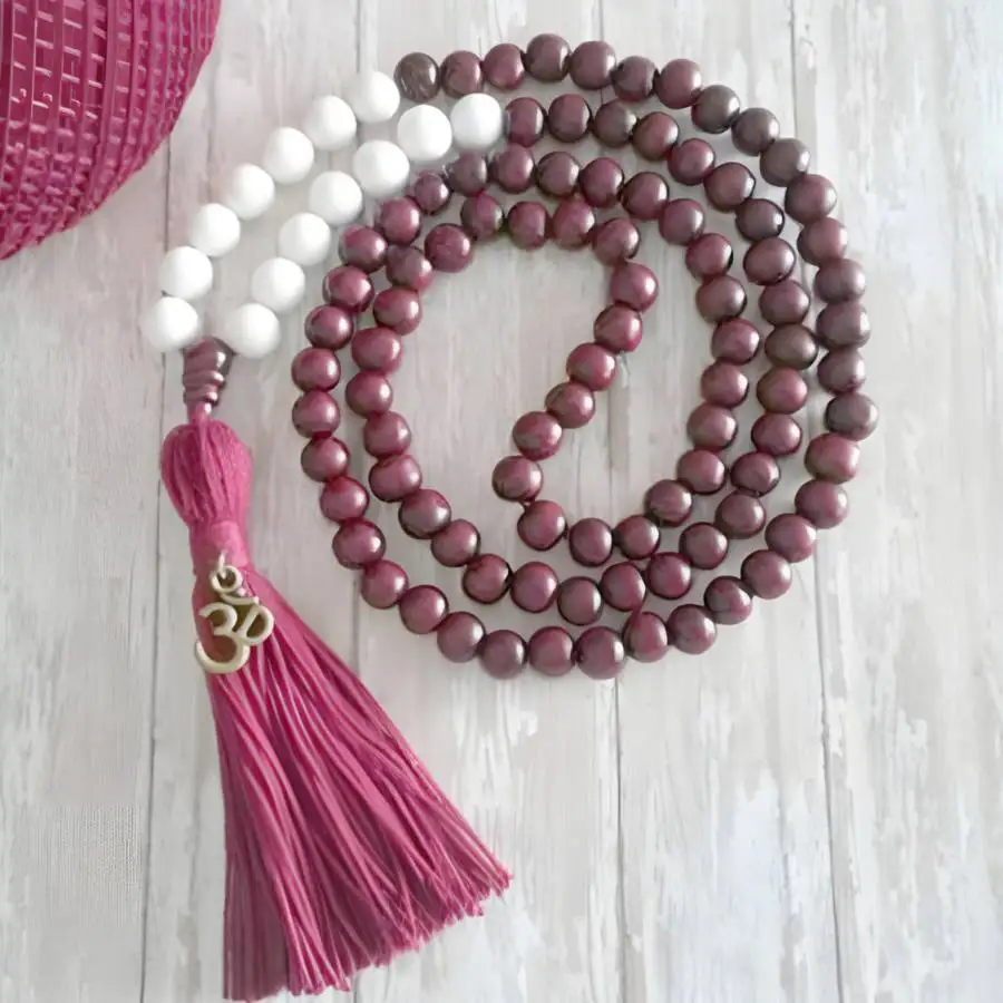 

Браслет-ожерелье с кисточкой из белого нефрита и деревянных бусин 8 мм, эластичный, в стиле бохо, для медитации, с Буддой, из натурального камня, для духовных практик