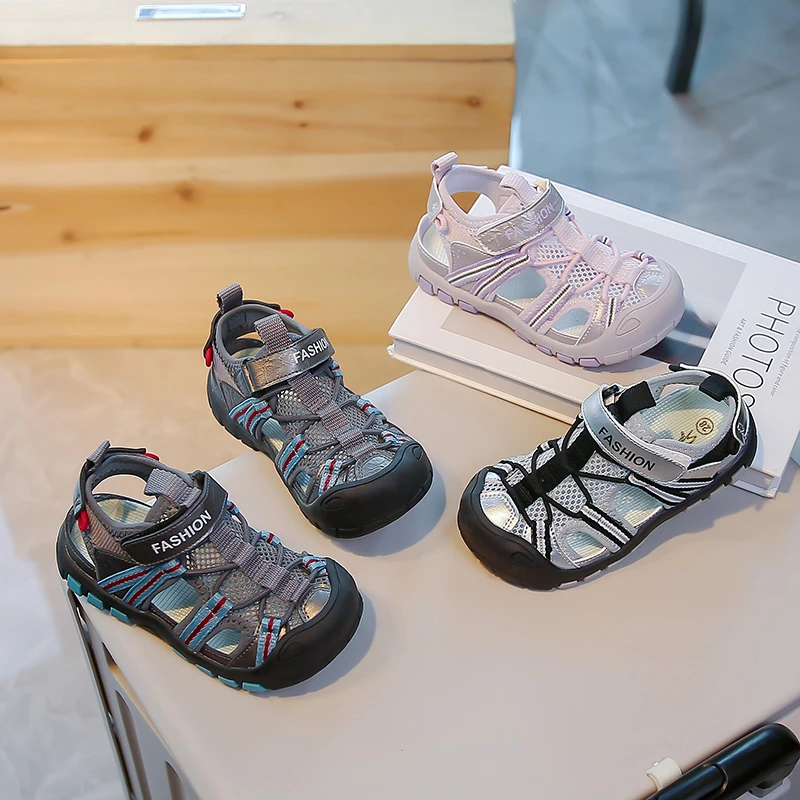 Mumoresip Kids Beach Shoes Toes Capped Hollowed-out Girls Sandals Non-slip Soft Bottom 2026 Summer New Children Sports Sandals