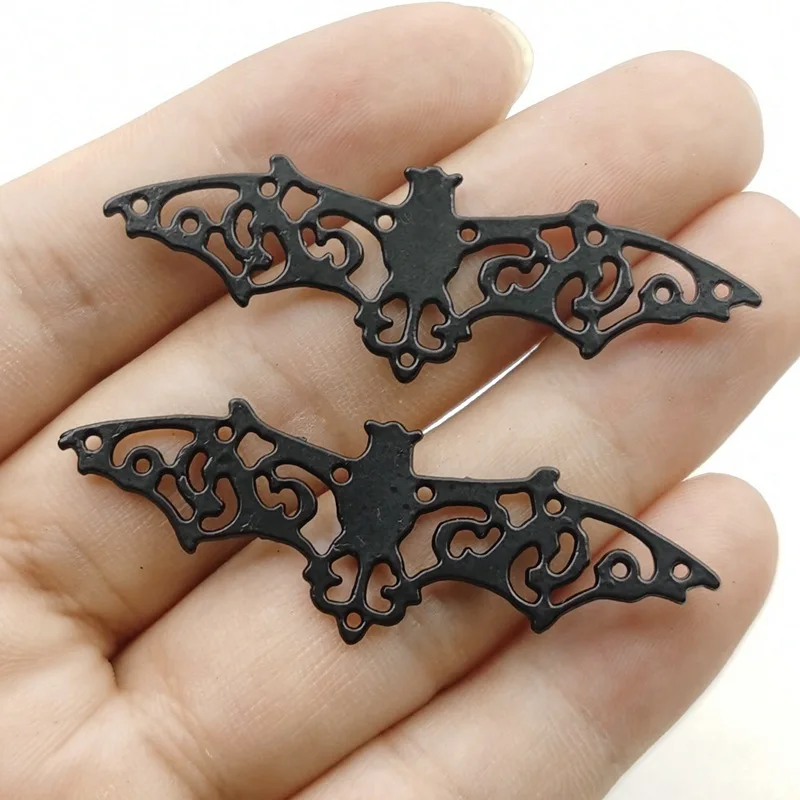 10Pcs/Lot Charms Flying Bat Vampire Dracula Halloween 56x20mm Antique Silver Color Pendant Making DIY Tibetan Jewelry