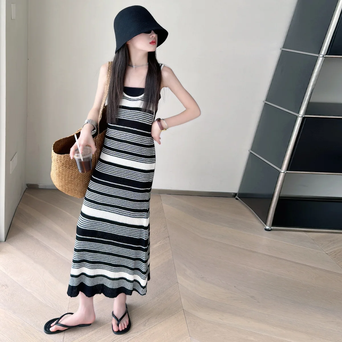 Girls' Dress Summer 2024 New Sleeveless Stripe Knitted Tank Top Long Dress Fashion Dress