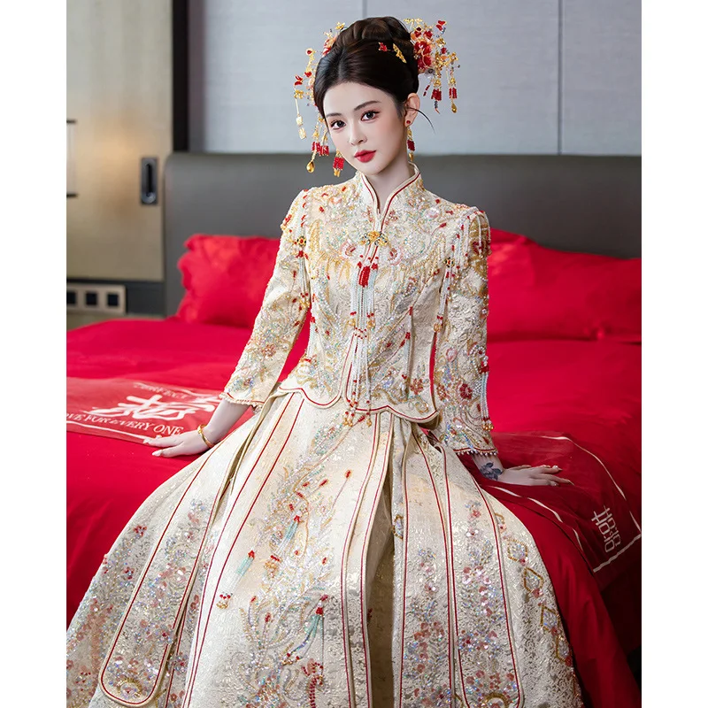 Xiuhe Clothing Wedding Clothes 2026 New Spring out of Court Retro Chinese Dress Heavy Industry and Gown