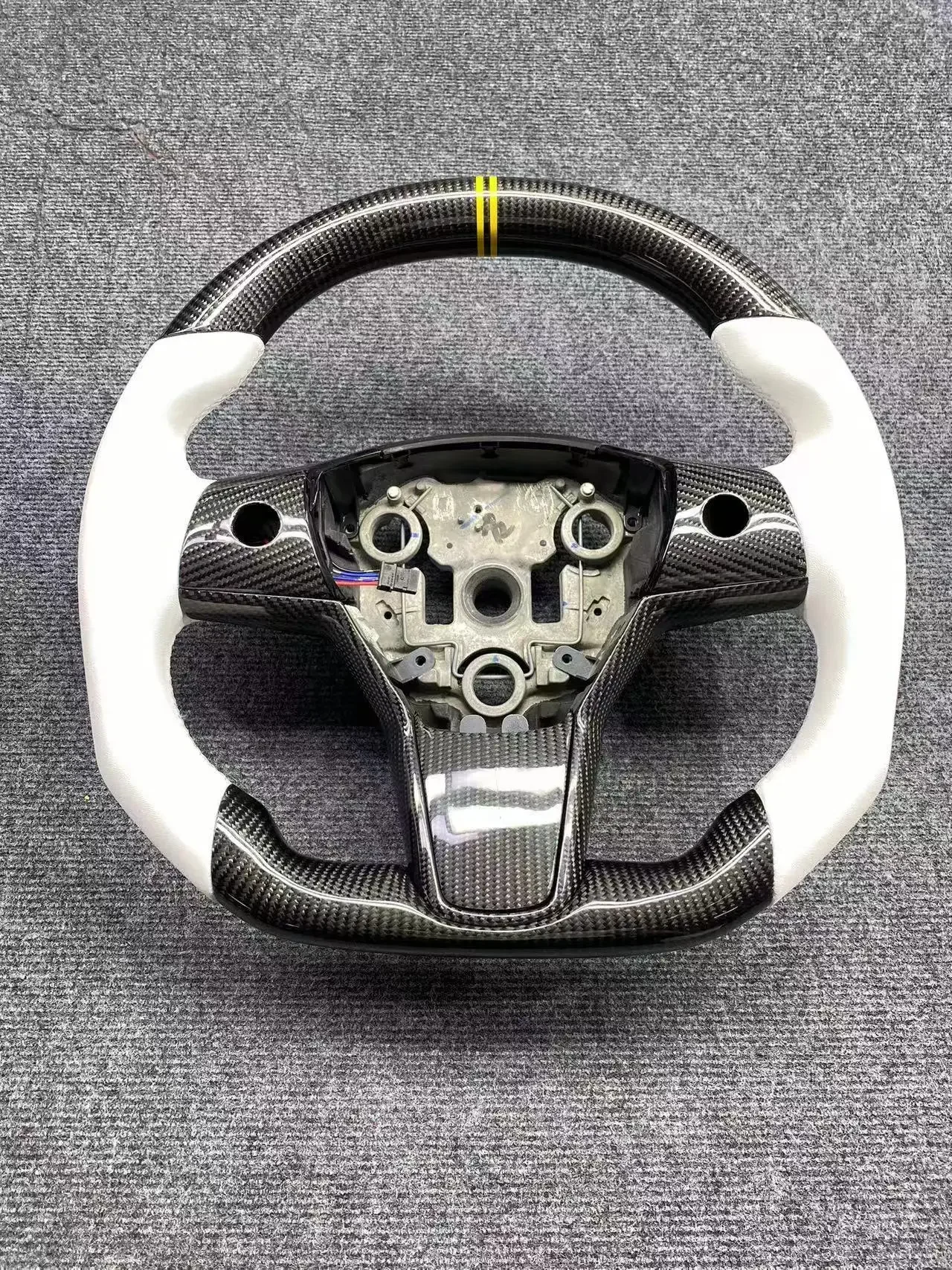 2021 New Style Sports Steering Wheel for Tes-la Model 3 Yoke Carbon Fiber Steering Wheel Custom