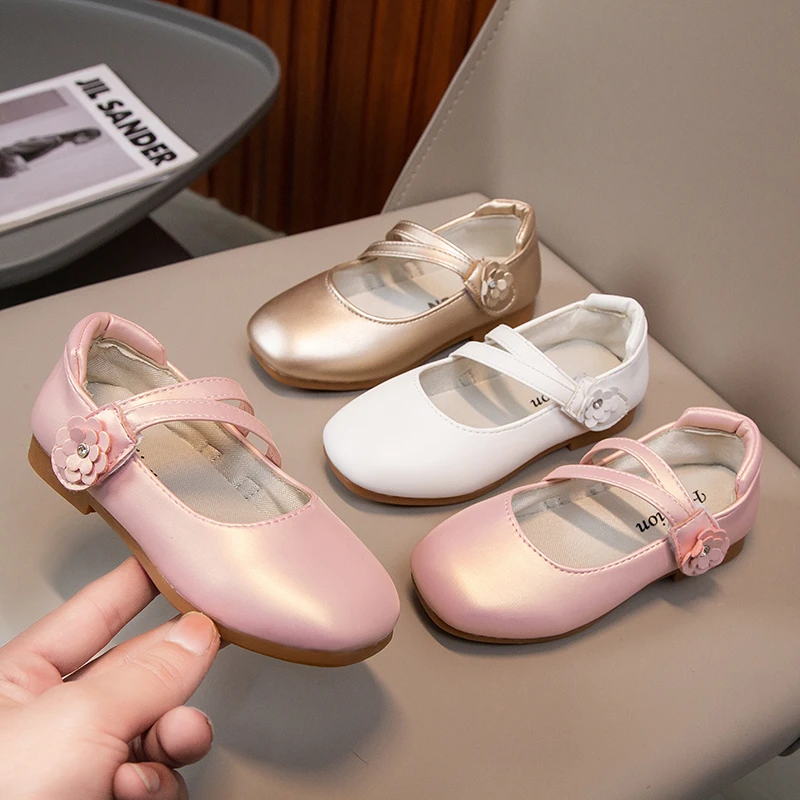 Sapatos De Couro Meninas para Festa De Casamento Princesa Crianças Flats com Flores Doce Macio Clássico Primavera Outono Crianças Escola Sapatos