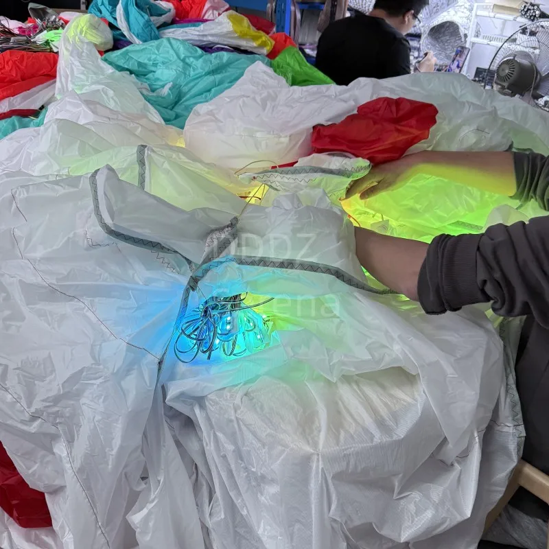 DDDZ Arco Iris color 18m LED pulpo 30D tela de poliéster Ripstop pipa inflable grande y suave con control remoto pipa nocturna