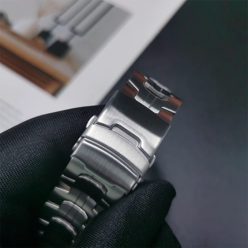 Tytanowy metalowy pasek do Samsung Watch 7 Ultra 47 mm Luksusowy męski pasek do Galaxy Watch 7 47 mm Bransoletka bez przerw z zakrzywionym ogniwem końcowym