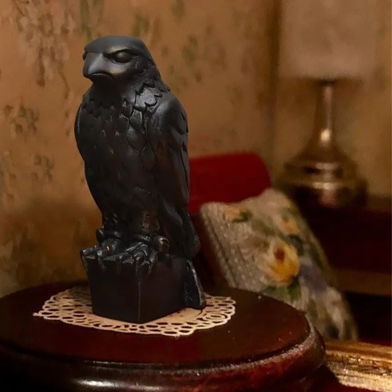 1 Piece Maltese Falcon Statue Shelf Decorations Black Resin Handmade Resin Sculpture