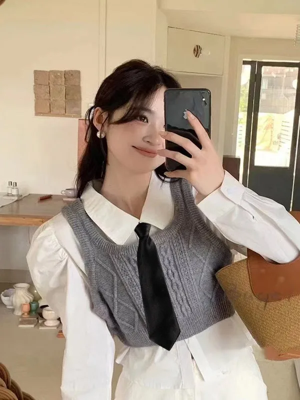 Women's Short Knitted Strap Vest Brand Buckle Spring Autumn New Korean Version Layered Sweater Vest  Strap Pure Color
