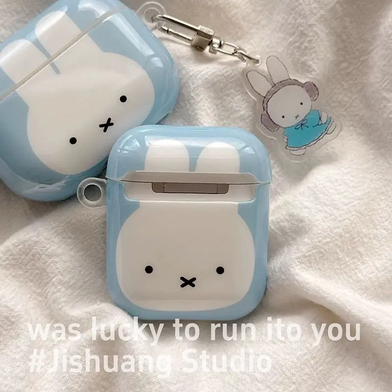 

Miffy Rabbit Bluetooth Earphone Case Kawaii Cartoon Creative Design Backpack Pendant Keychain Airpods4 3 2 1Pro Earphone Case