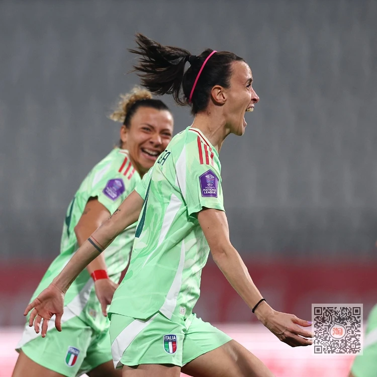 قميص منتخب كرة القدم النسائية لكأس 2025، زي خارجي للمنتخب الإيطالي، قميص كأس أوروبا بأكمام قصيرة، نسخة المشجعين قابلة للتخصيص #1