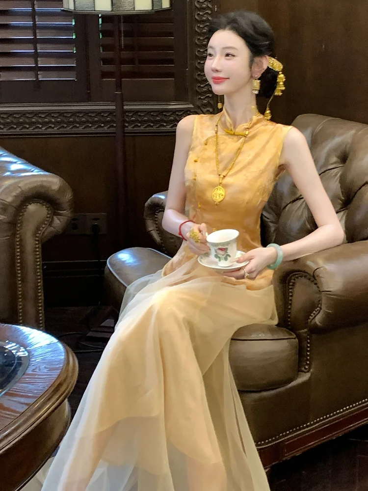 

Новый роскошный китайский комплект из 2 предметов для женщин: летняя модная блузка без рукавов + юбка А-силуэта из сетки, элегантный костюм для вечеринок