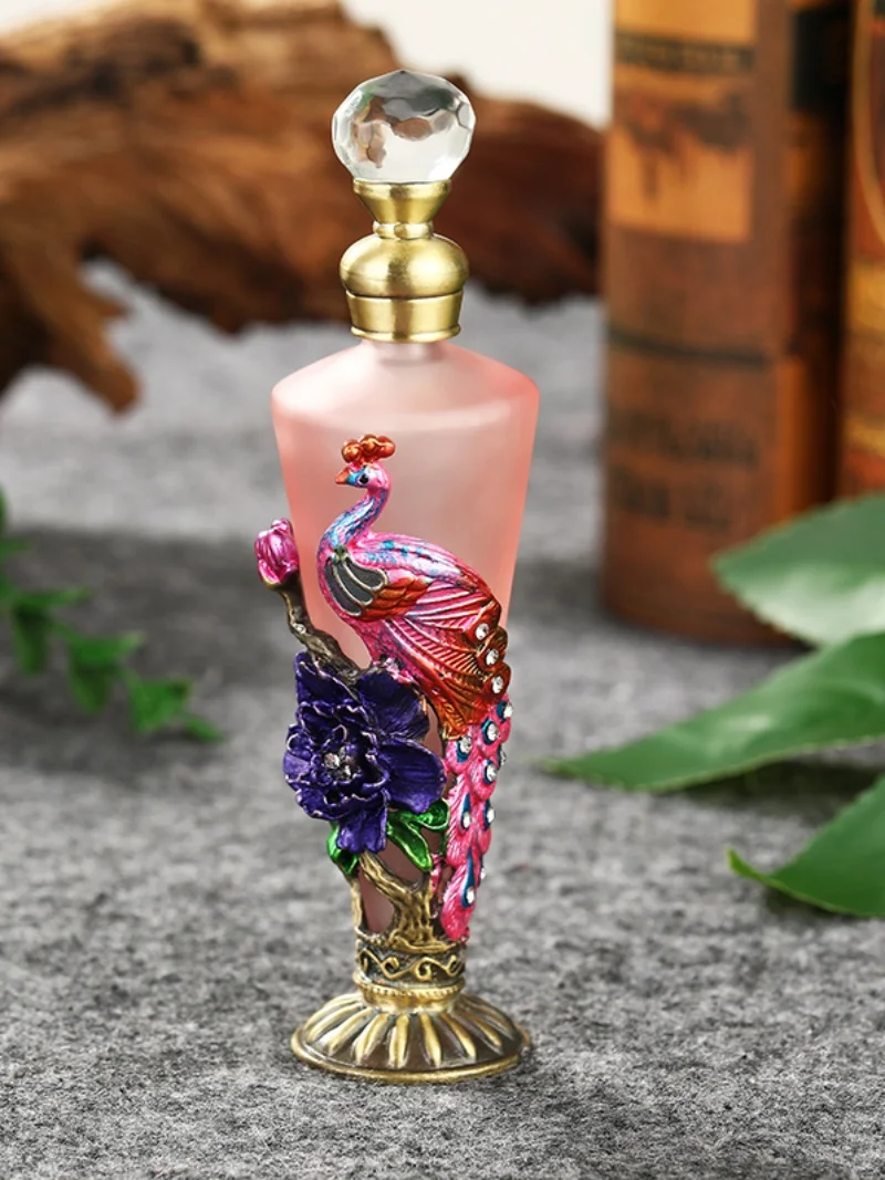 30ML premium European retro pastoral style enamel color perfume essence agarwood essential oil glass alloy empty bottle