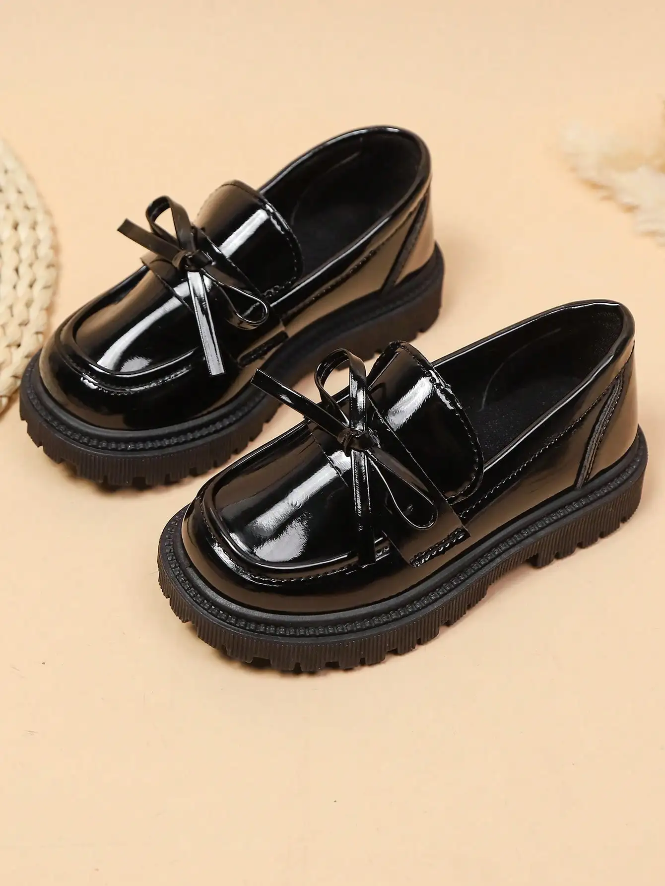 1 Pair Fashion Cute Bowknot PU Pearl Hook Loop Anti-Slip Durable Comfortable Versatile Girls Flats, Suitable For Spring And Autumn Outdoor, Daily, Party And School Wear Mary Jane Loafer Shoes  sk25030489514641250