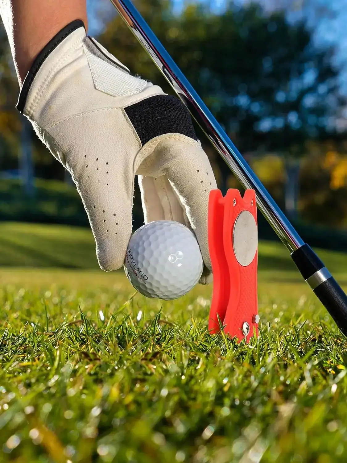 Narzędzie do naprawy divotów golfowych Składany metalowy narzędzie do naprawy divotów golfowych z magnetycznym znacznikiem piłki — zdjęcie 2