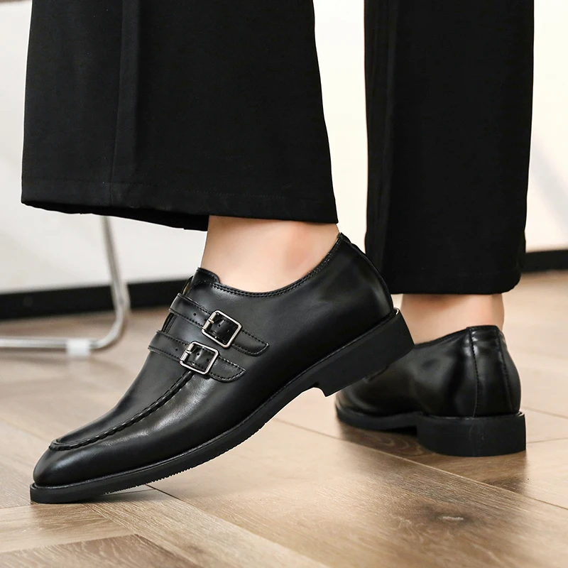 العلامة التجارية مشبك مزدوج تصميم أنيق جلدية عارضة أحذية الراحة جودة الأعمال حزب تاريخ الأحذية الجلدية المنخفضة قطع الرجال المتسكعون