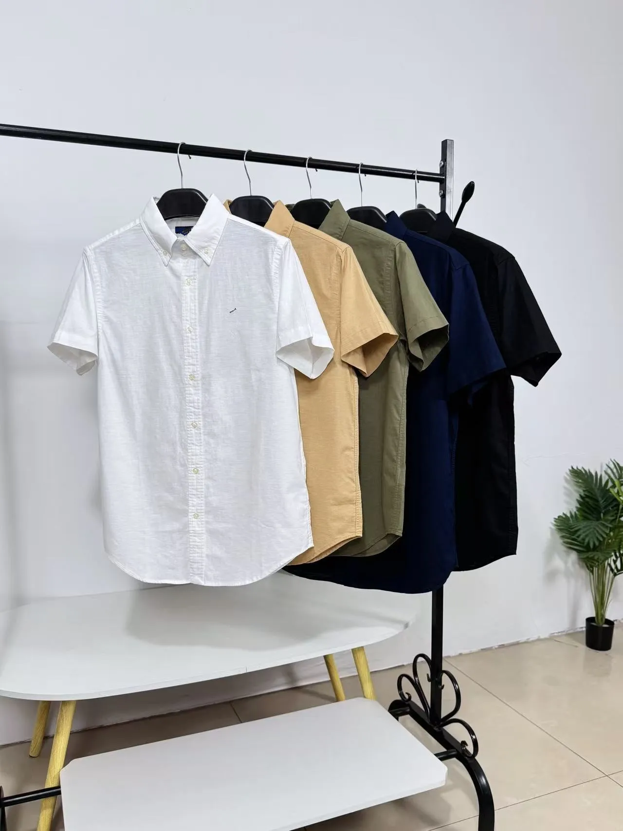 

Мужская повседневная свободная рубашка с коротким рукавом из дышащего льна с вышивкой, для бизнеса и отдыха, комфортная летняя рубашка 1500