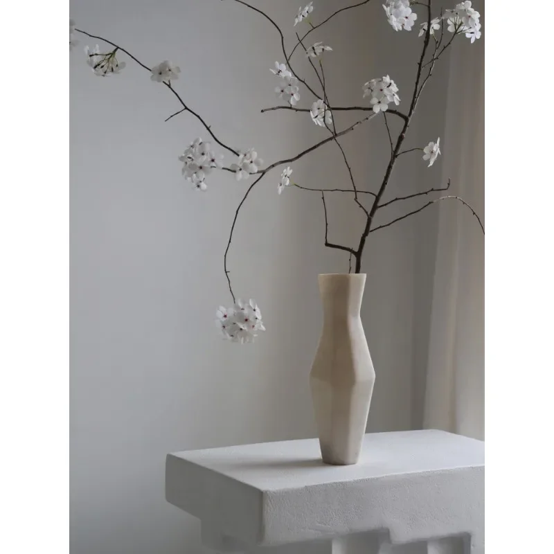 #Lily White French Geometric Fiberglass Flower Vase Translucent Vase Living Room Bedroom Black and White Design Ornament