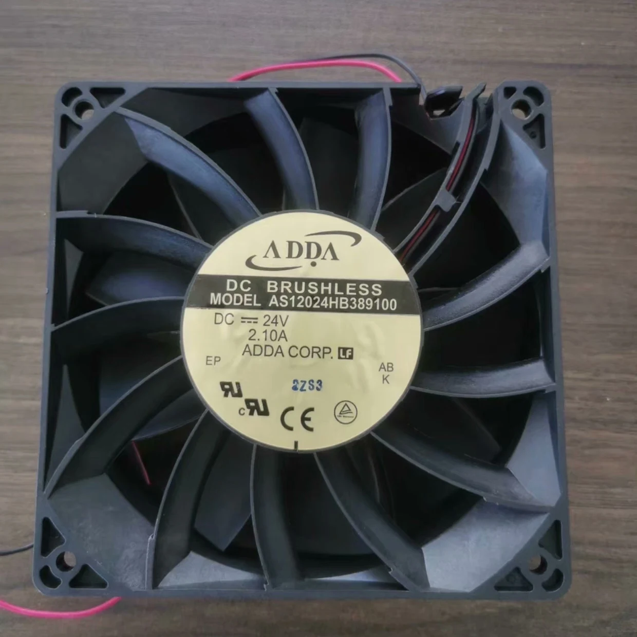 

Оригинальный вентилятор охлаждения AS12024HB389100 24V 2.1A 12038, двухпроводной