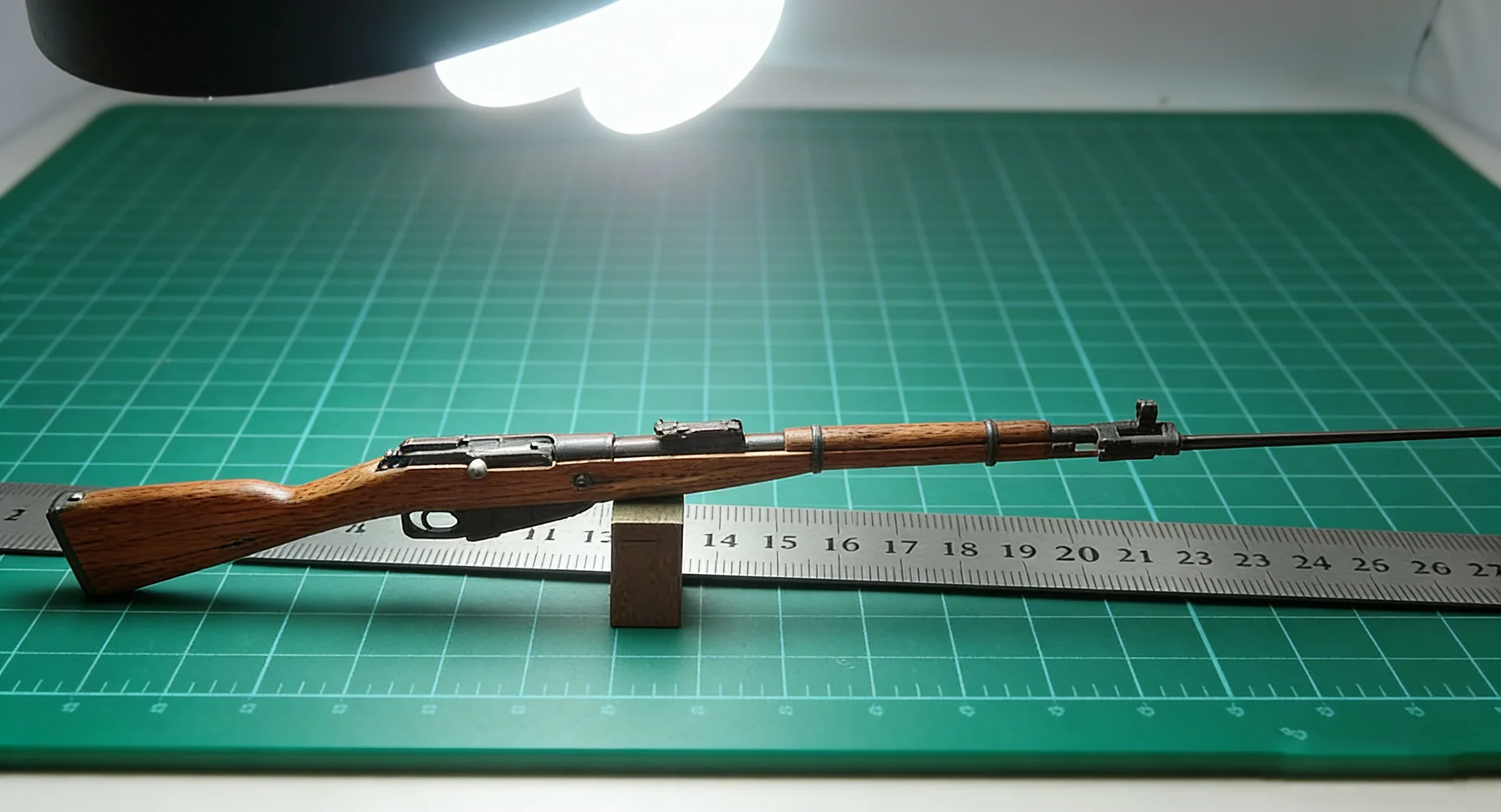 1/6 Scale Mosin Nagant 1944 Carbine Model Simulation WWII Soviet Army Metal and Wooden Material Disassemblable Desktop Ornament
