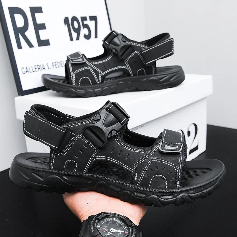 

Summer Men Sandals PU Leather Lightweight Open Toe Flat Mens Casual Shoes Outdoor Walking Sandals for Men Beach Shoes Size 39-46
