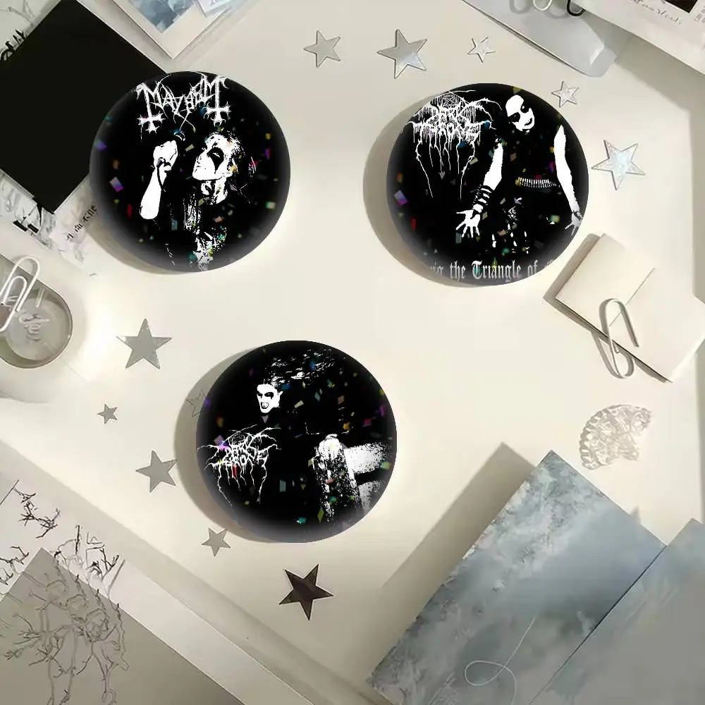 

Raw Black Metal Darkthrone 25 32 44 58 75mm Badges Personalized Round Brooches Pins Accessory Gift