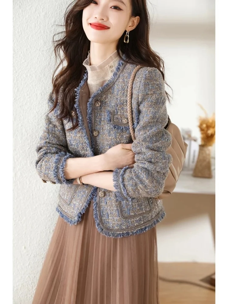 High End Coat with Autumn and Winter Frayed Edges Stylish and Elegant Suitable for Ladies Short Jacket for Ladies