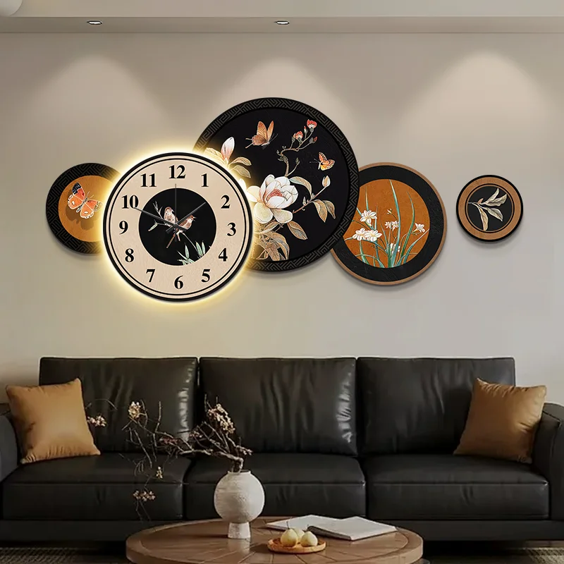 French ancient style clock wall lamp living room 2025 new LED light sofa background wall hanging painting retro porch painting l