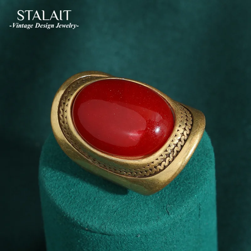 

Luxury Vintage Smooth Egg Shape Natural Stone Red Rings Copper Material Micro Inlaid French Retro Jewelry Wedding for Women 2024