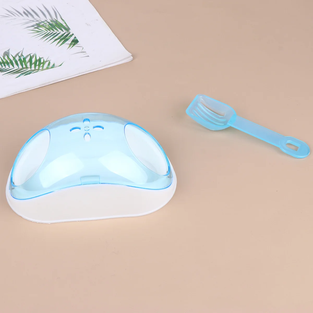 

Small Pet Chinchilla Hamster Sand Bath Room House Sky-Blue Plastic Bathroom Container Random Scoop Sand Cleaning