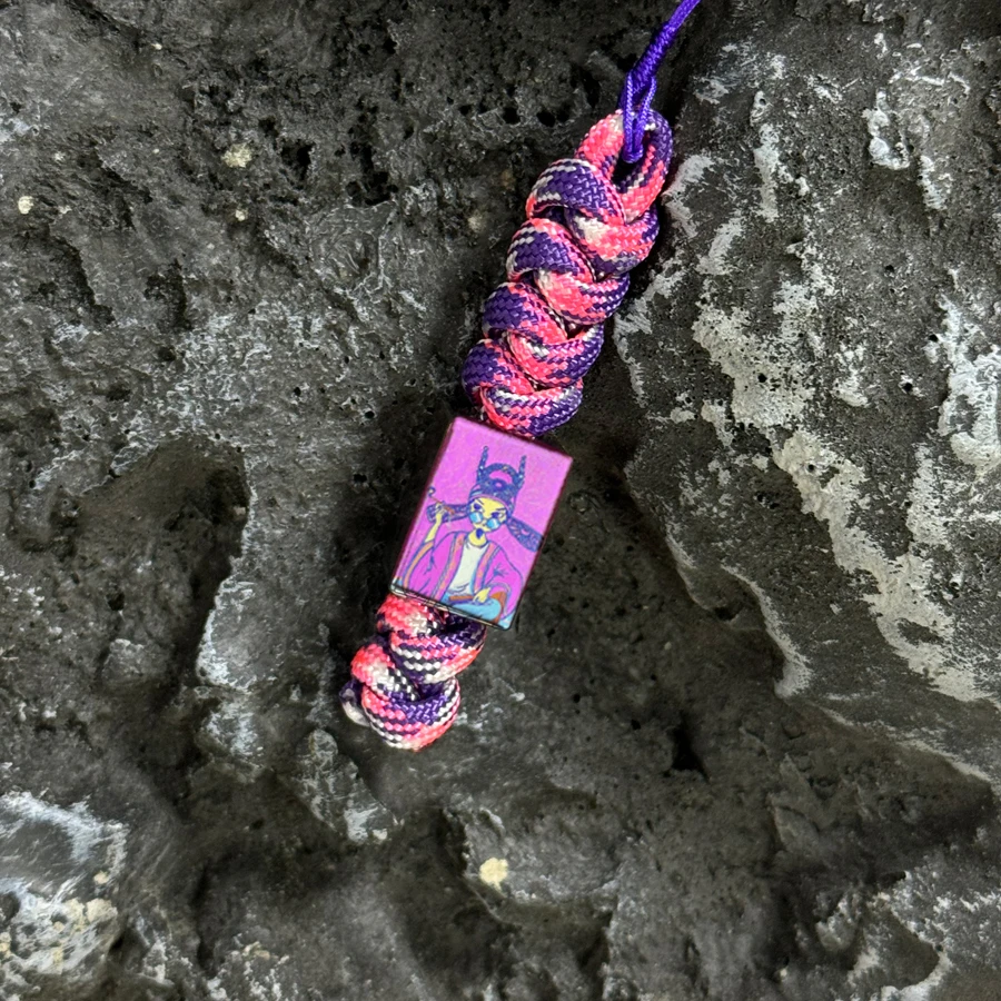 

China-Chic Wind and Spring Wind Titanium Paracord Beads knife Lanyard Bead