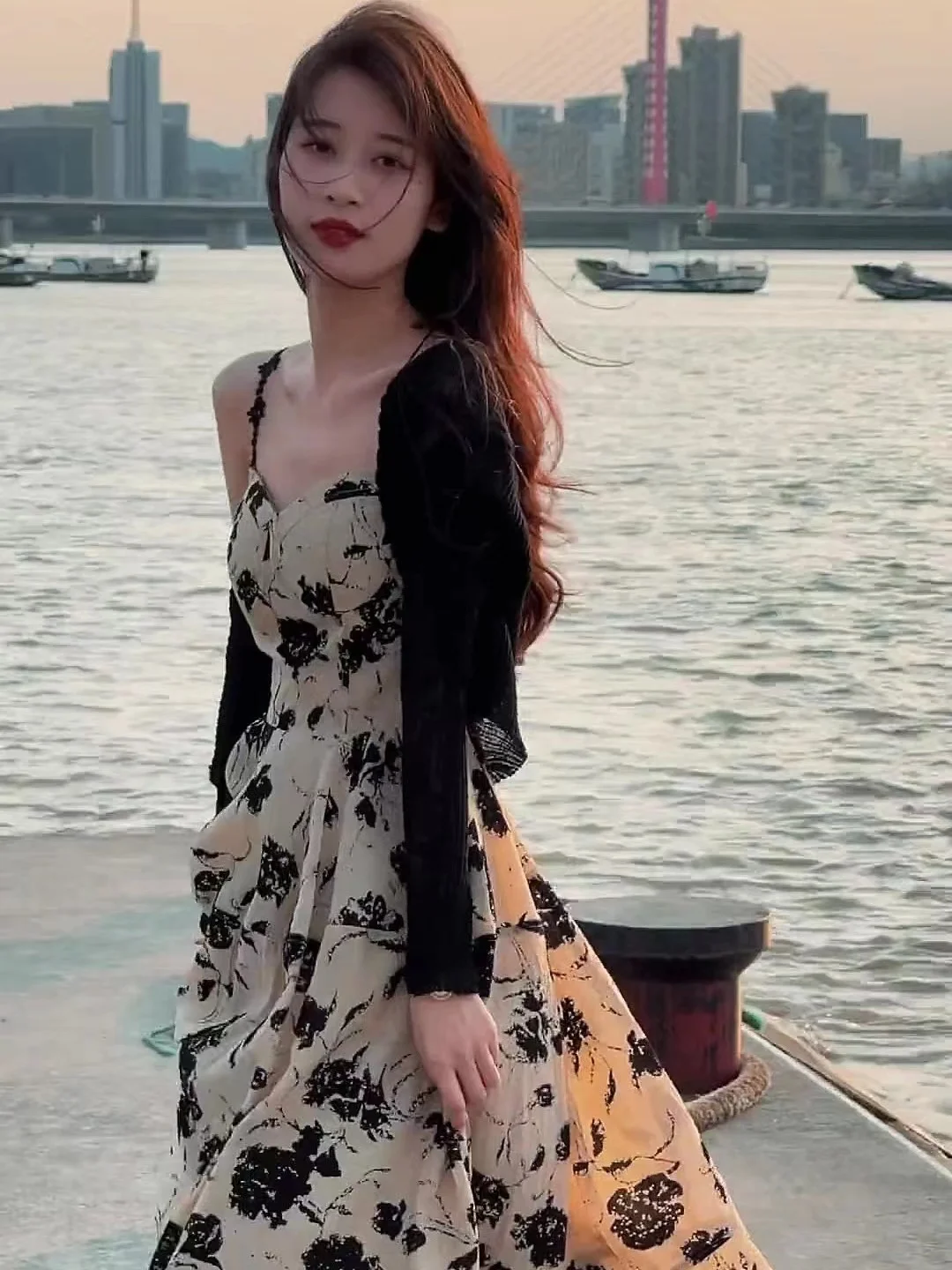 

Ele Summer Floral Print ter Dr And Cardigan Two-Piece Set for Women Sli Retro Sle Polyester Material