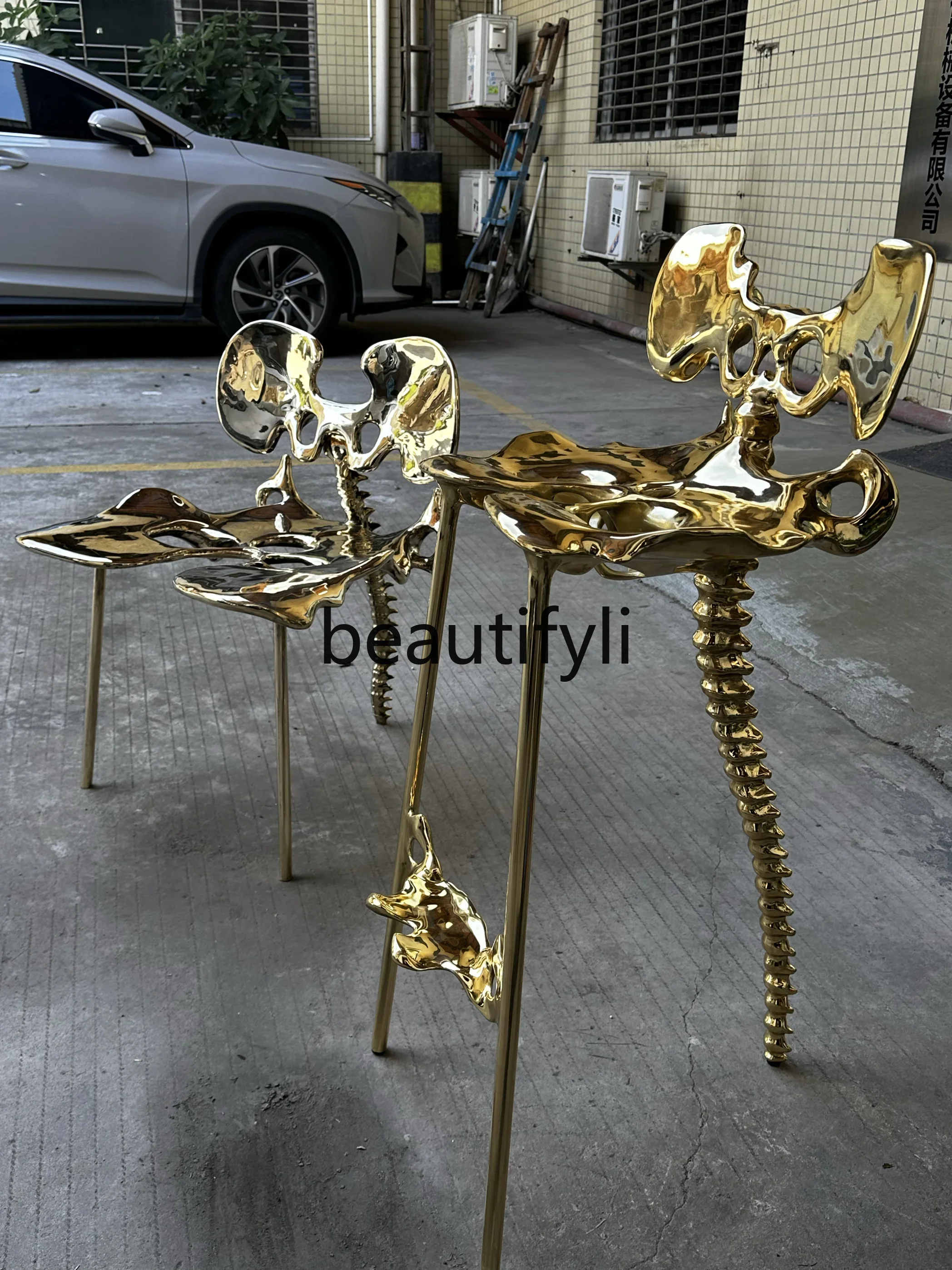 Light Luxury Brass Satan Chair Manor Gallery Exhibition Hall Bar Cafe Art Chair