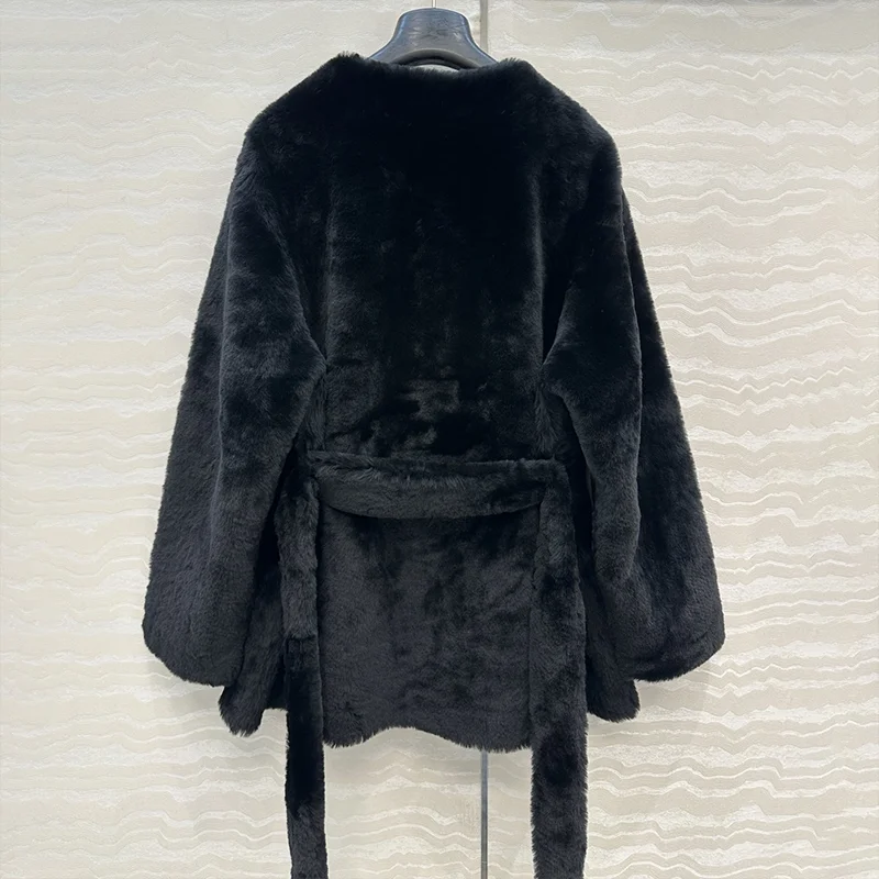 高品質の女性の新しい冬の毛皮のコート厚いミッドレングスのアウターウェア女性服ウエストベルト付き高級 251107147