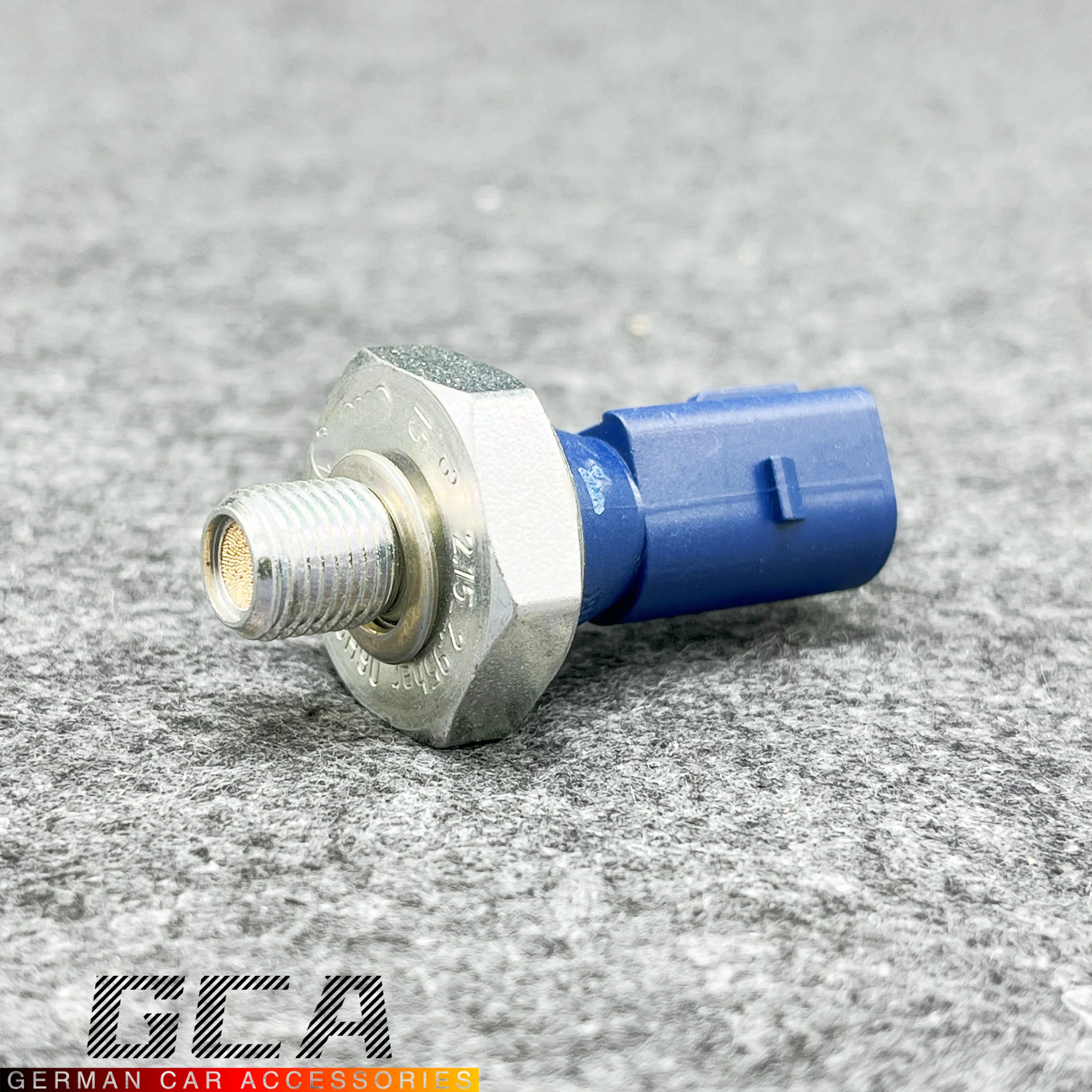 Oil Pressure Sensor 06H919081A 04E919081A 038919081H 038919081K for VW Tiguan FOX GOLF EOS Passat CC T-ROC AUDI Q3 Q7 A4 A3 A5