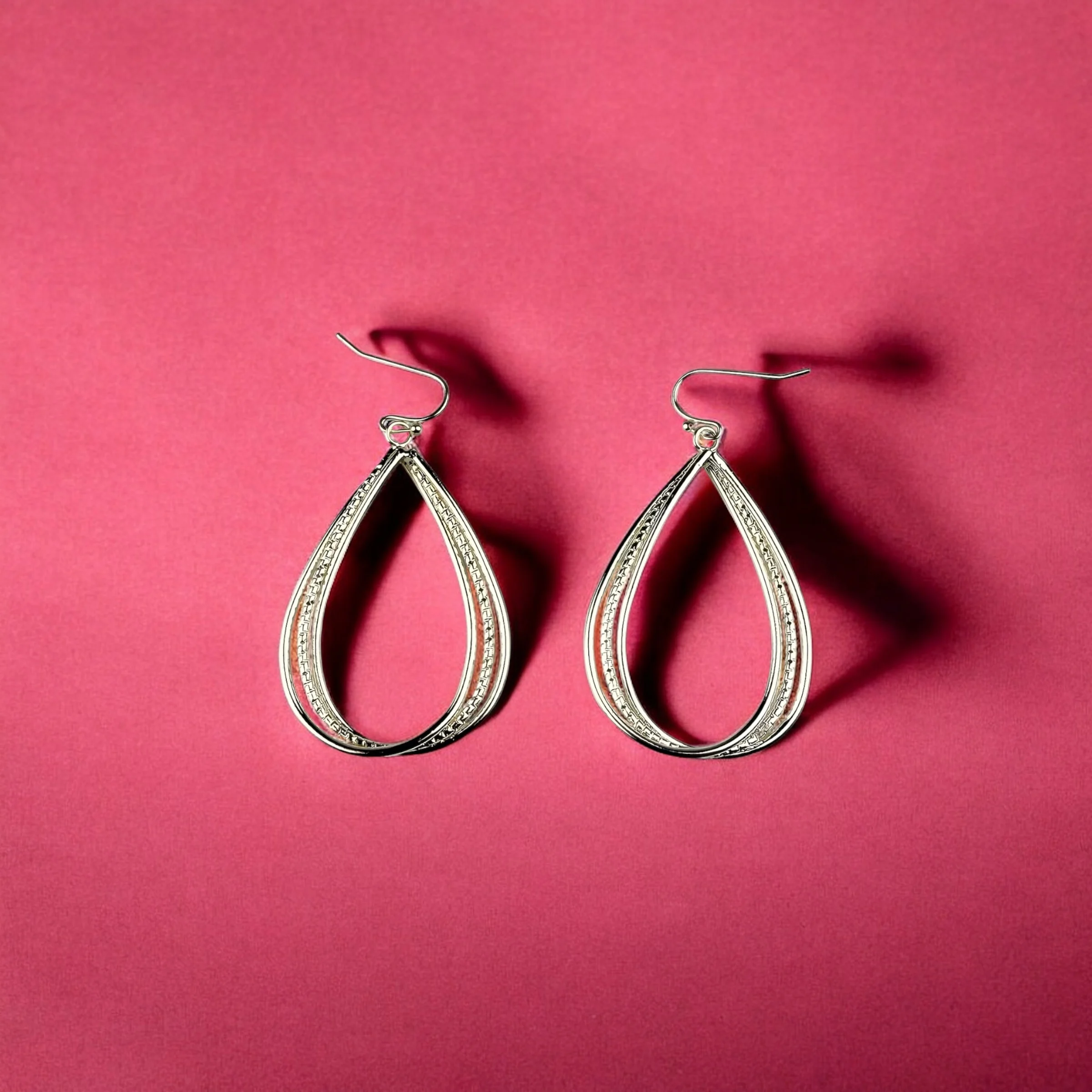 أقراط متدلية على الموضة الأوروبية الأنيقة للنساء فستان حفلات العشاء مكمل إكسسوار مجوهرات أنيق للجو