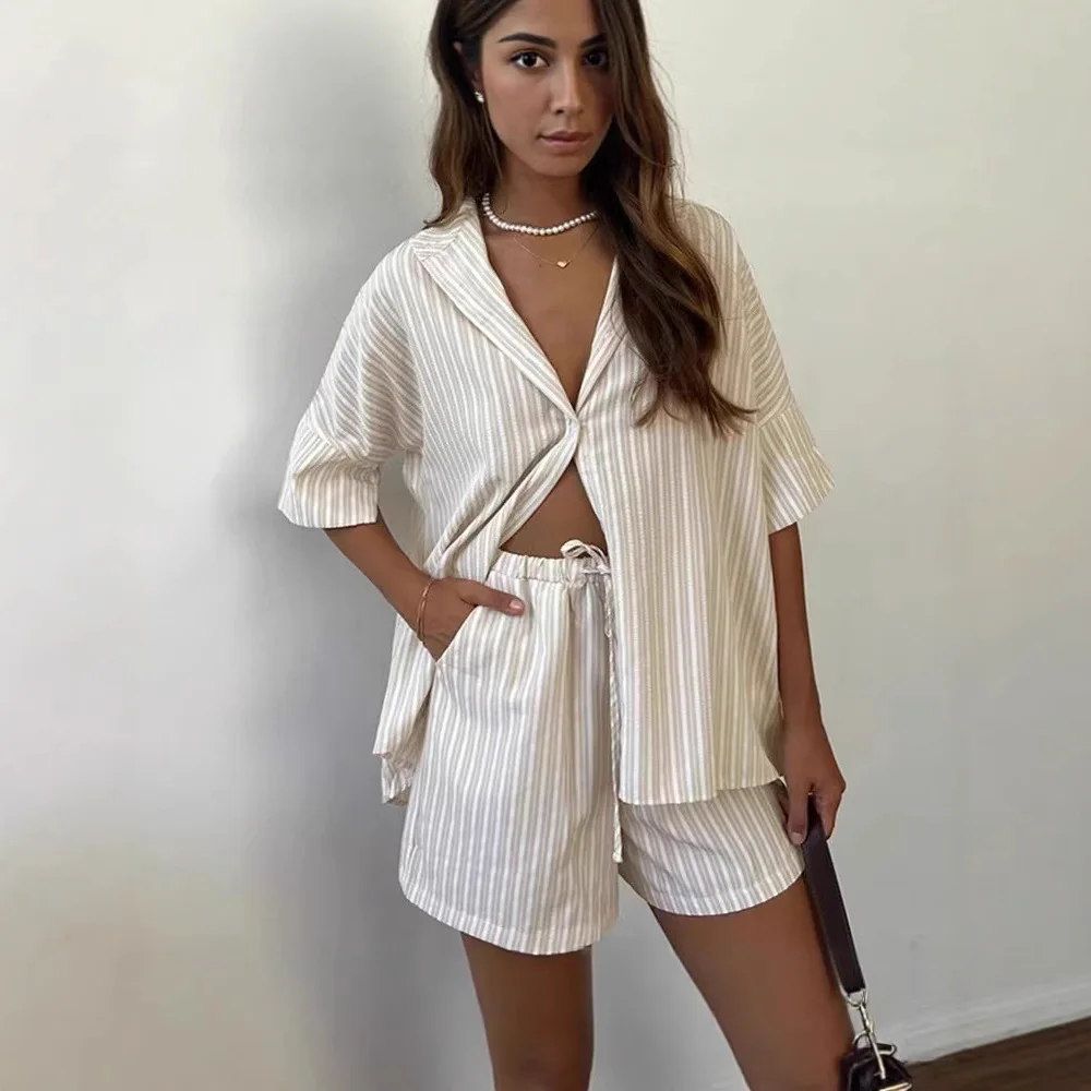 

Holiday Striped Stand-Up Collar Half-Sleeve Shirt Lace-Up Women's Shorts Set New Comfort Casual Set