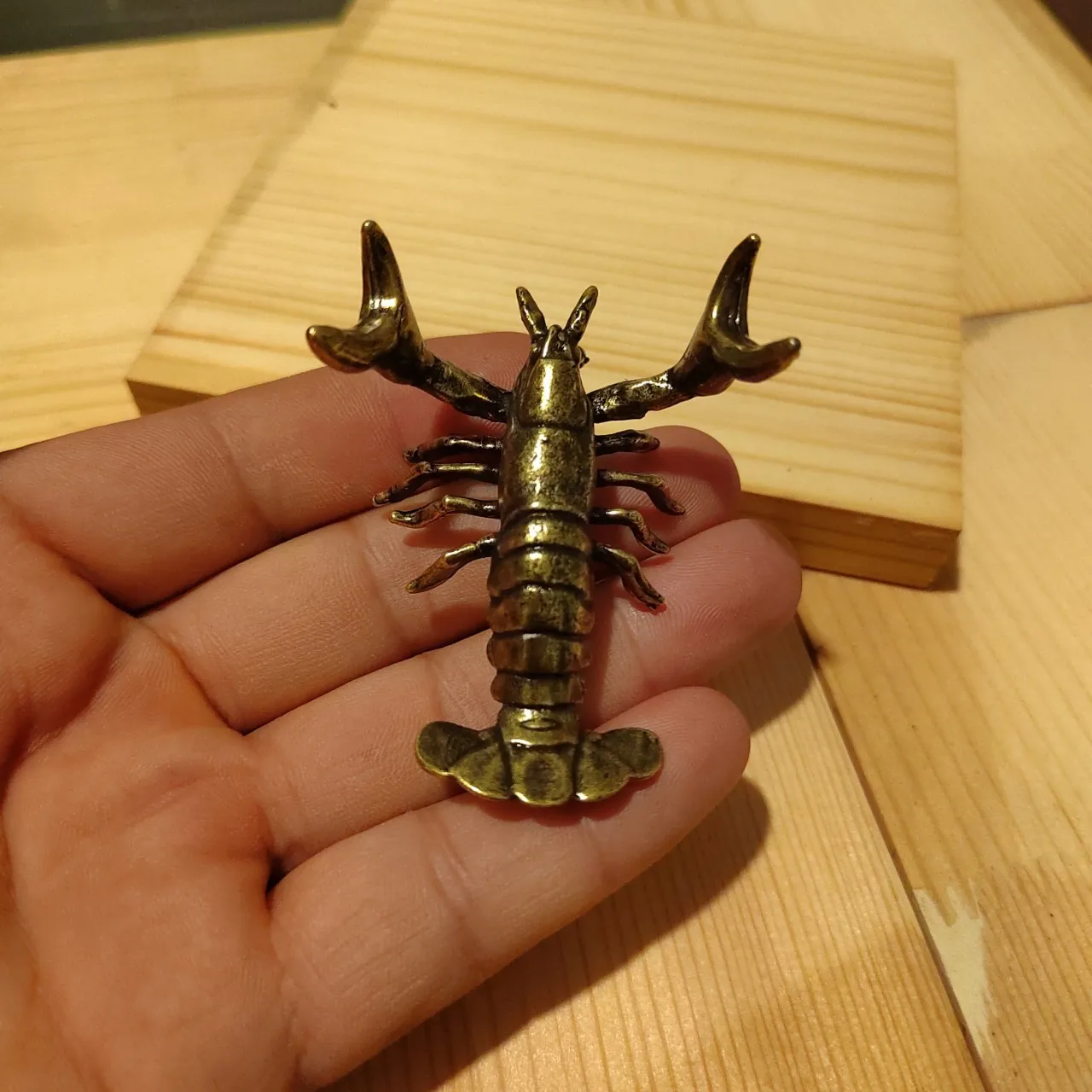 Solid Brass Retro Pure Copper Crayfish Pen Holder Lobster Desk Decoration Office Study Crafts Collection M3000