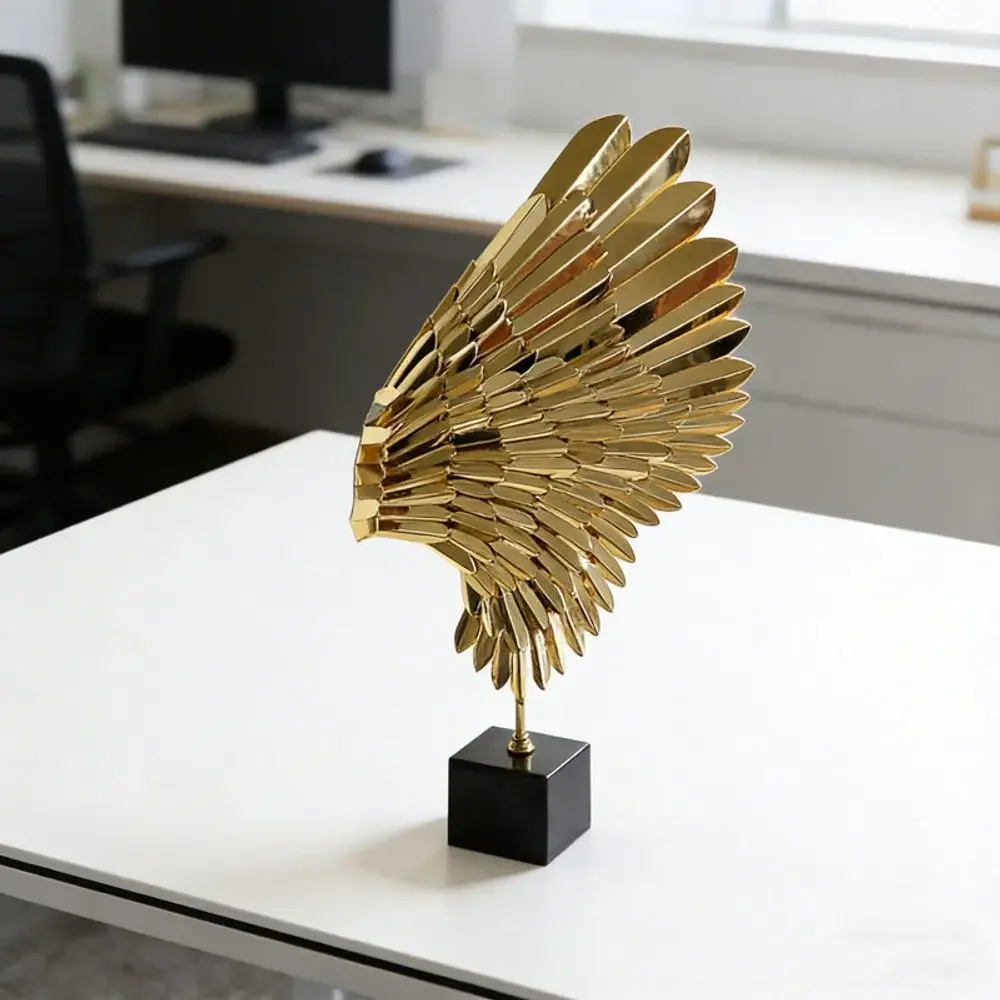 Luxury Gold Home Decor Show Metal Home Decoration Nordic Light Luxury Ornaments for Living Room Porch Office Soft Decorations