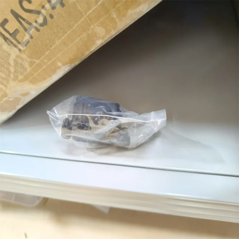 

10 шт. укупорочная верхняя часть для Epson XP600 TX800 DX9 D11 печатающая головка F192040 FA09050