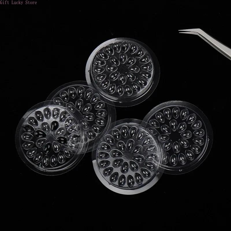 แผ่นรองกาวติดขนตาปลอมแบบใช้แล้วทิ้ง 2/10//50 ชิ้น ที่วางแผ่นกาวต่อขนตา ที่วางพลาสติกใสสำหรับขนตา