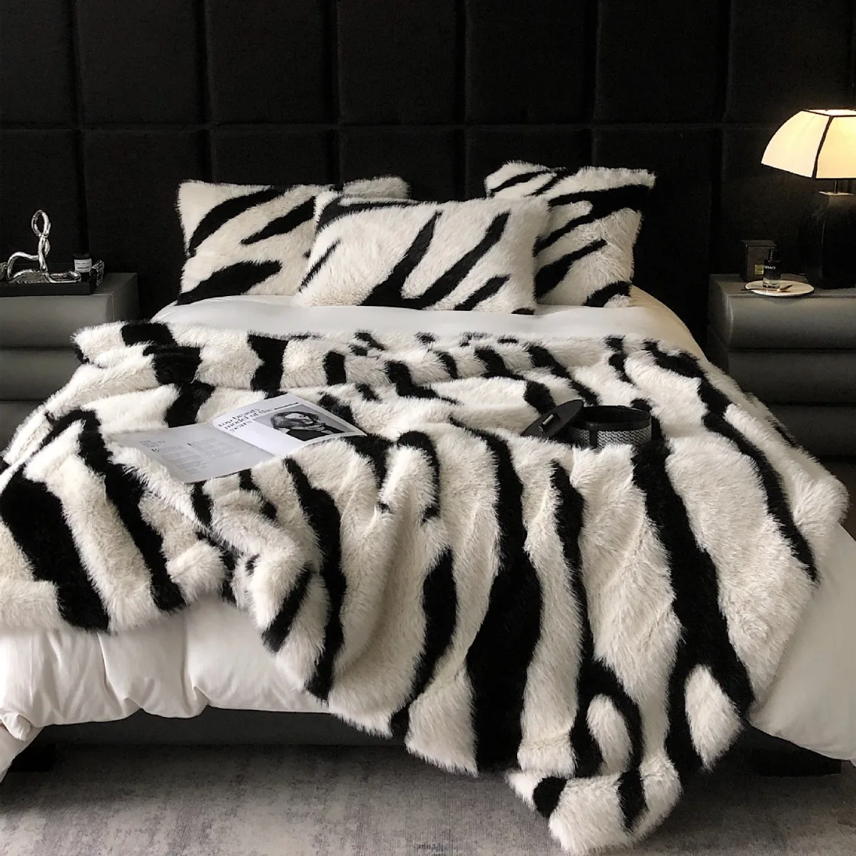 

Customizable high-end urban style, imported imitation fox fur fashion fur fleece multi-functional blanket