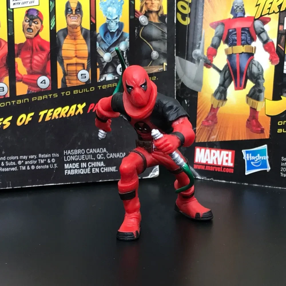 Figurka Marvel Universe 3.75 cala Deadpool Kidpool Dogpool, figurka akcji bez opakowania