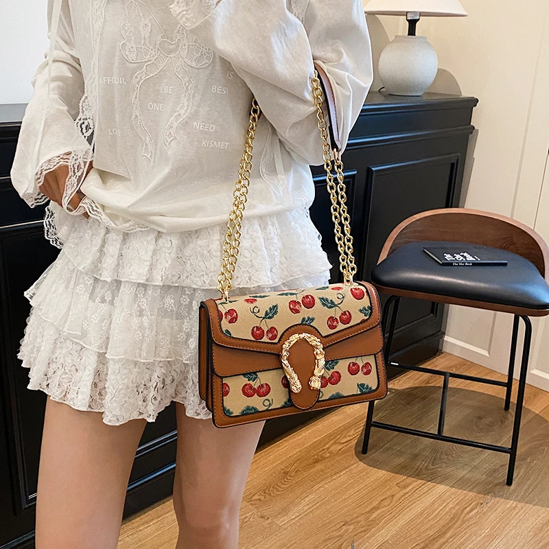 

Минималистичная дизайнерская женская сумка через плечо Премиум-кожаная сумка через плечо Тонкая сумка для повседневной элегантности