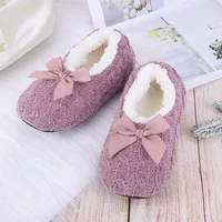 Ballerine pantoufle chaussettes antidérapantes tricot maison pantoufles avec nœud hiver chaud intérieur chaussures de sol confortable doux en peluche pantoufles pour les femmes 5