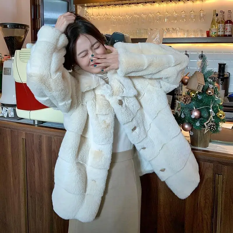 Women's Padded Jacket Outdoor Daily Wear Winter Coat New Design Thickened Warm Elegant Padded Jacket for Women Korean Version