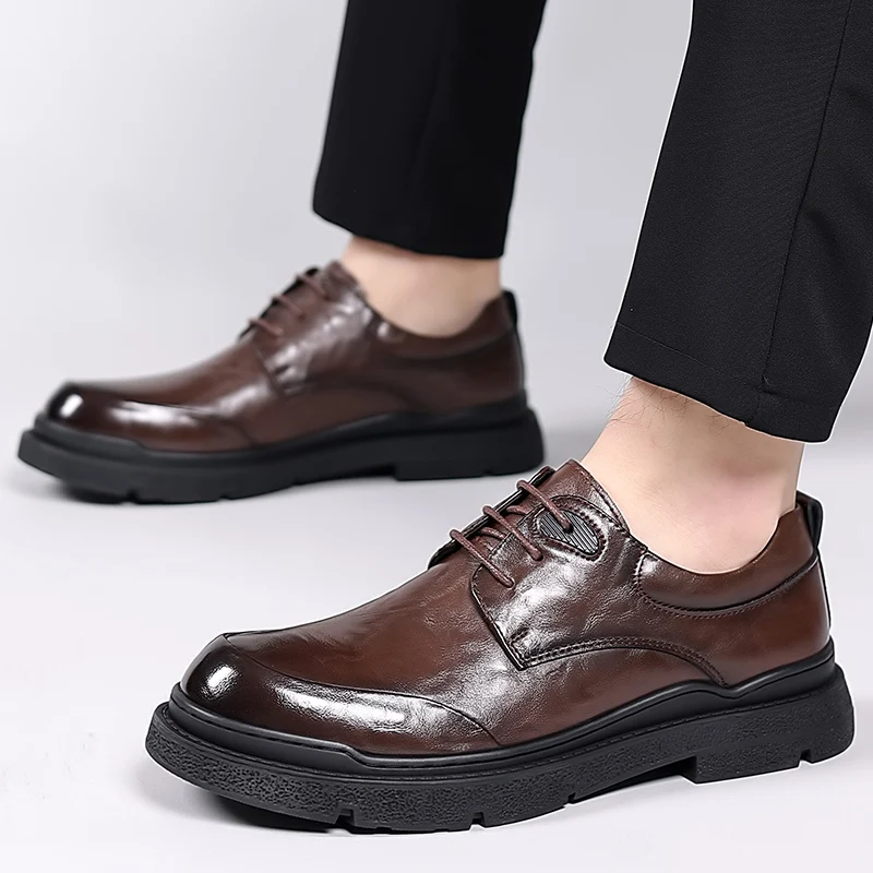 

Italy Dress Shoes Mens Fashion Patent Leather Shoes for Men Black Mens Loafers Shoes Luxury Office 2023 Chaussure Homme