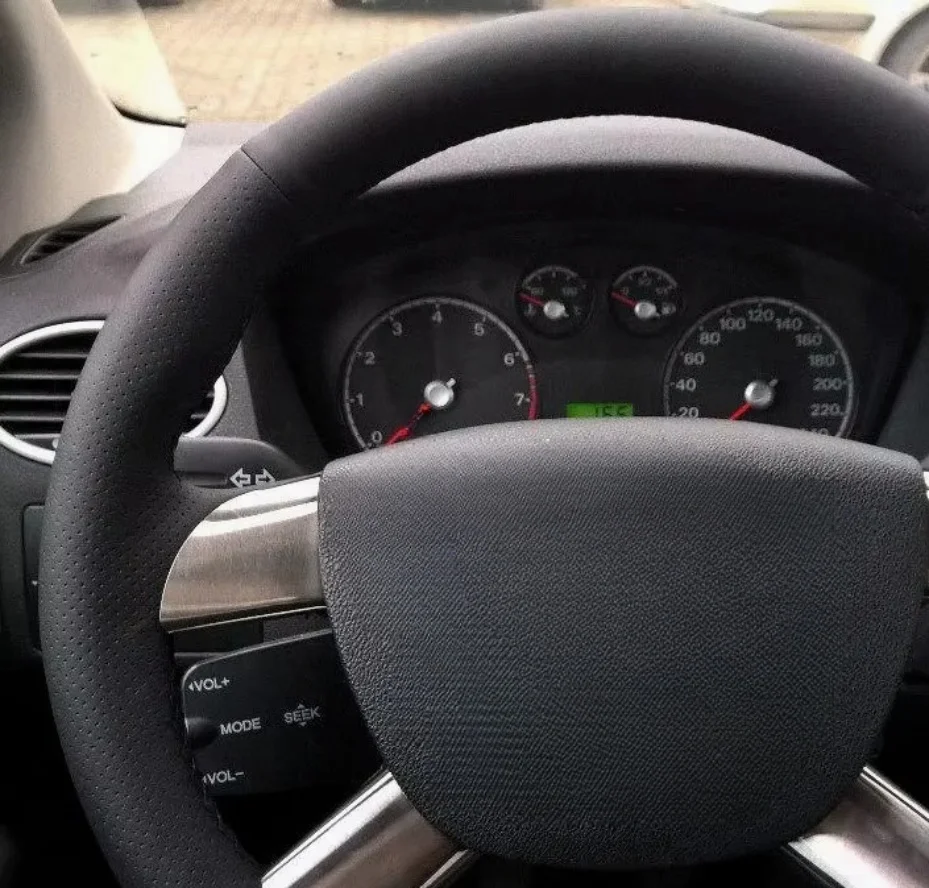 Customized Car Steering Wheel Cover Hand Sewing Microfiber Leather For Ford Focus 2 2005-2011 Kuga 2008-2011 C-MAX 2007-2010